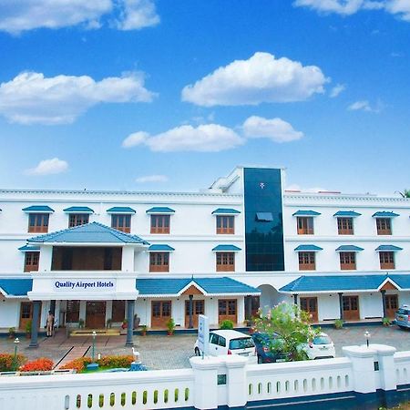 Quality Airport Hotels Nedumbassery Buitenkant foto