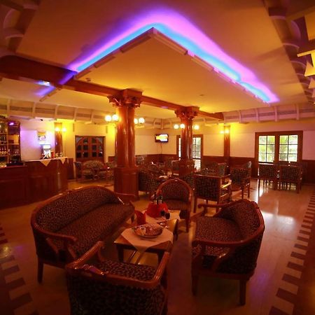 Quality Airport Hotels Nedumbassery Buitenkant foto