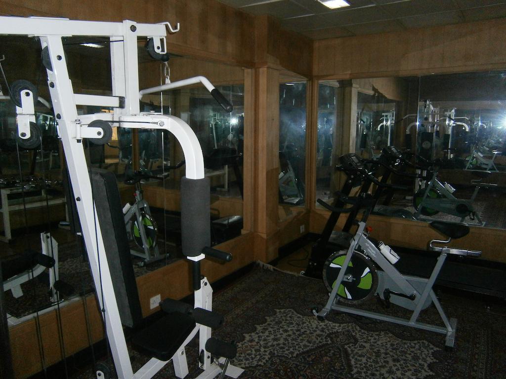 Quality Airport Hotels Nedumbassery Buitenkant foto