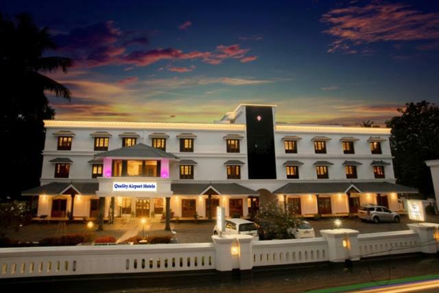 Quality Airport Hotels Nedumbassery Buitenkant foto